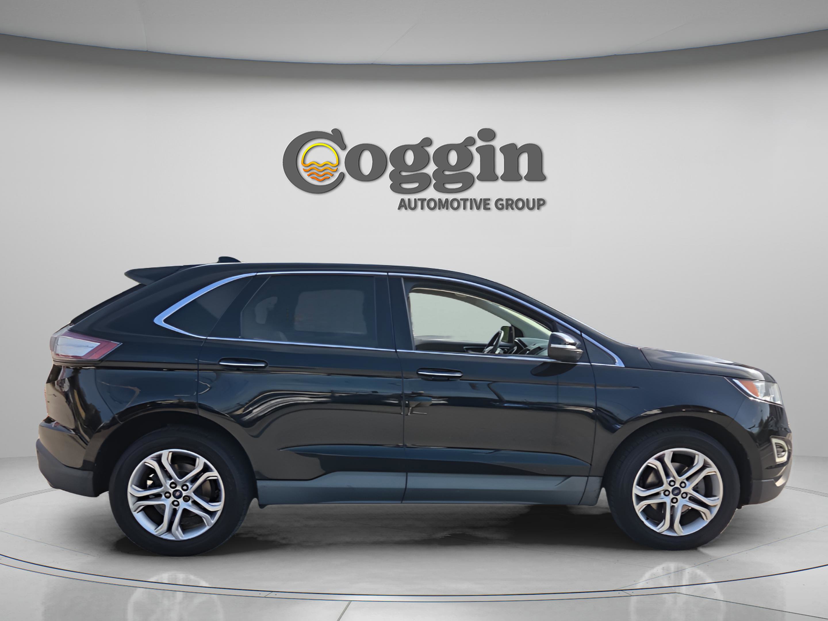 Used 2018 Ford Edge Titanium w/ Ford Safe & Smart Package FWD image 6
