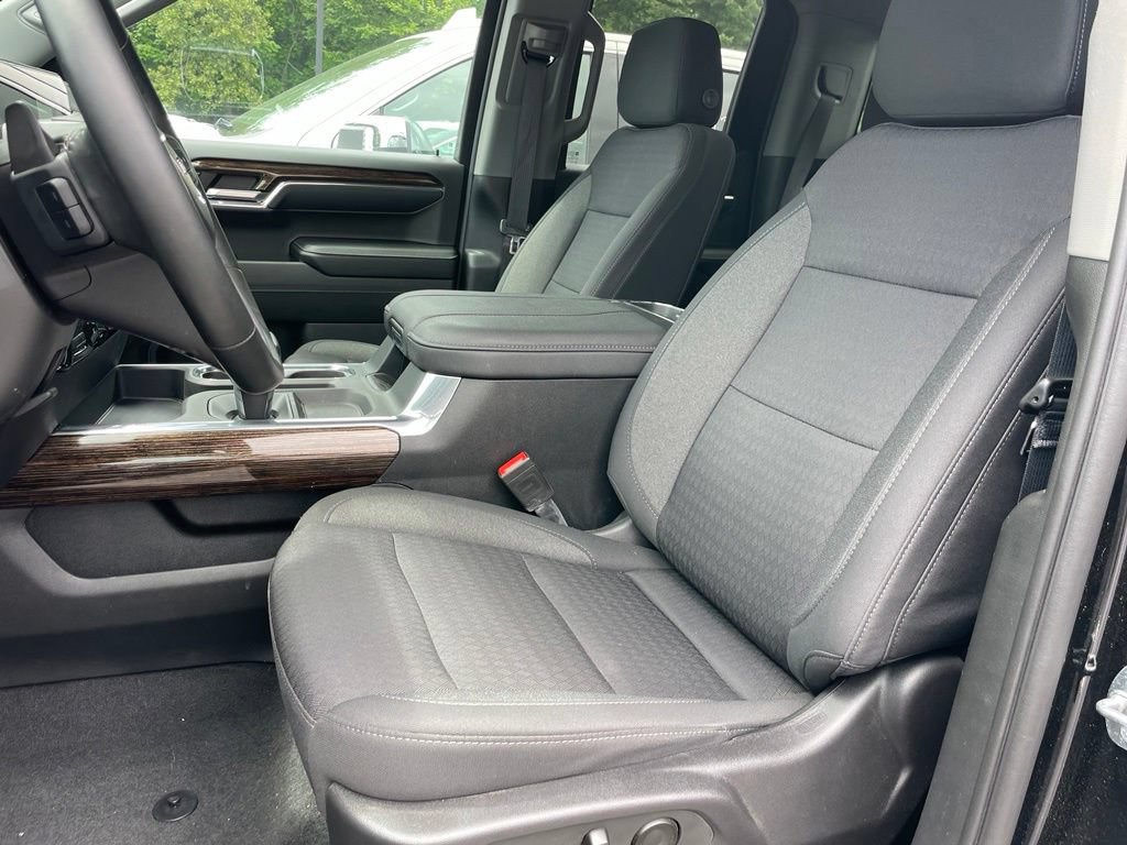 Used 2023 GMC Sierra 1500 Elevation w/ Preferred Package AWD/4WD image 7