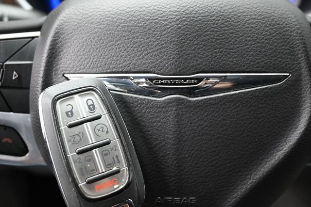 Certified 2024 Chrysler Pacifica Limited FWD image 50