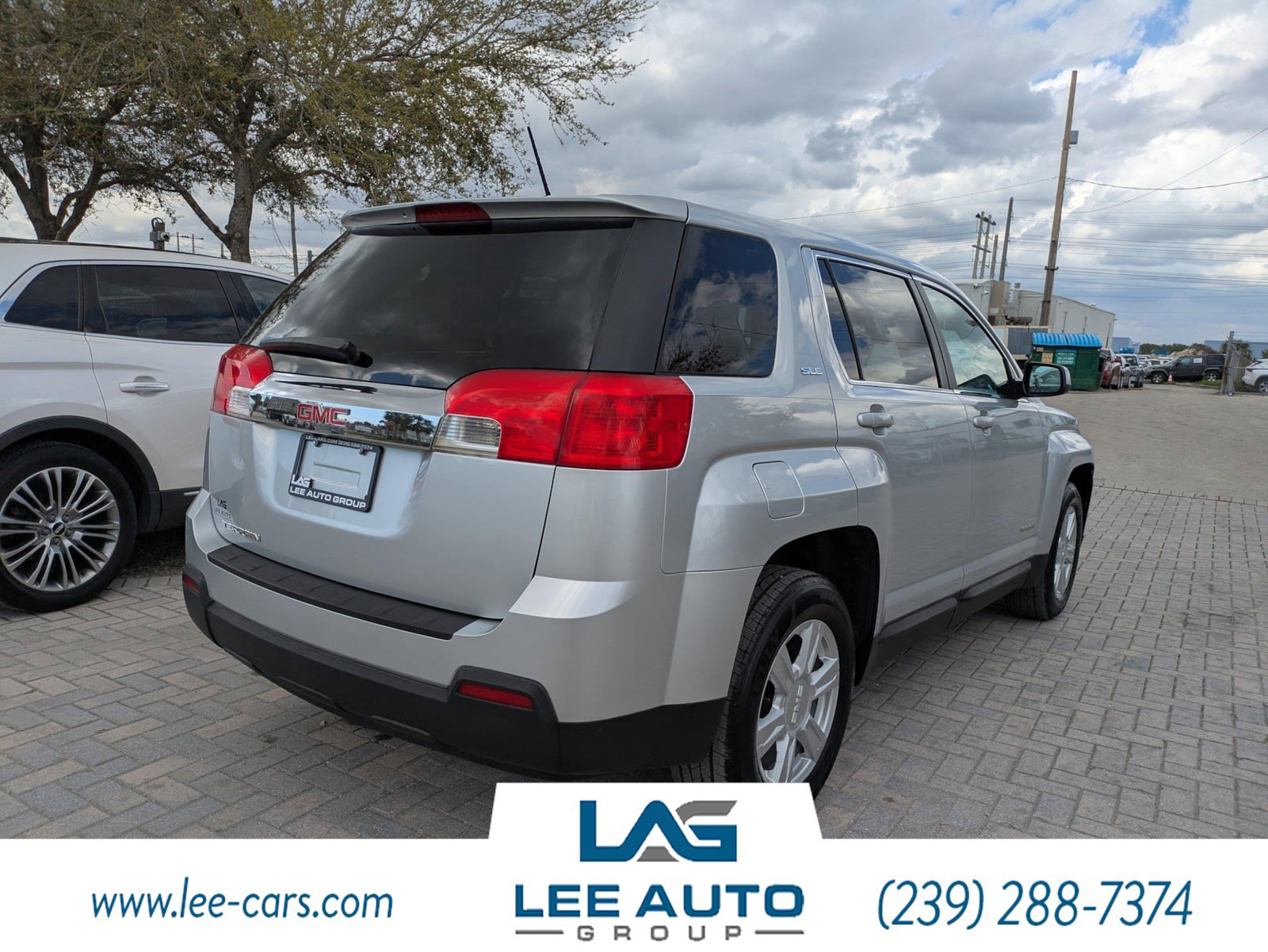 Used 2015 GMC Terrain SLE FWD image 3