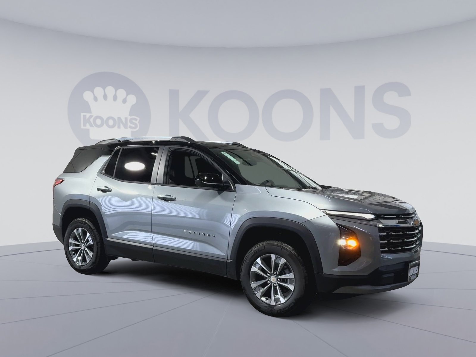 New 2026 Chevrolet Equinox LT w/ Convenience Package II image 2