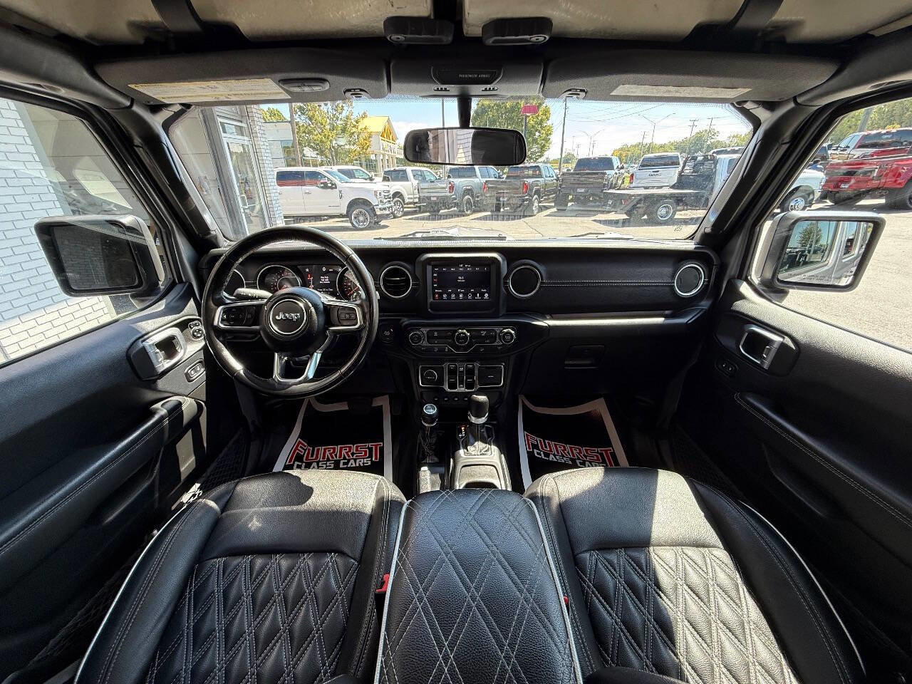 Used 2019 Jeep Wrangler Unlimited Sahara image 35