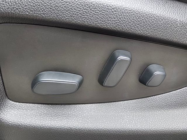 Used 2019 GMC Yukon XL Denali w/ Denali Ultimate Package image 21