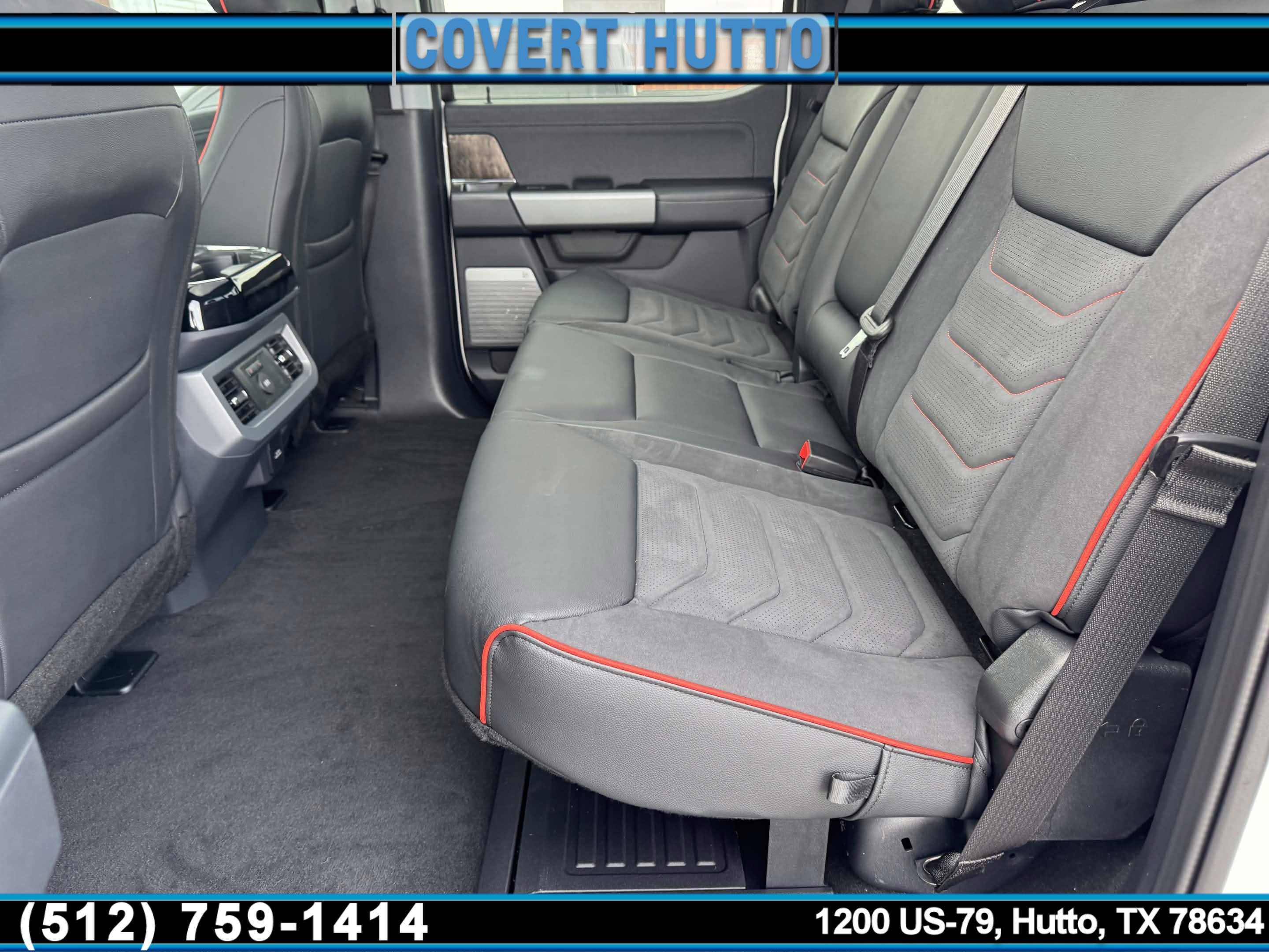 New 2026 Ford F250 Lariat w/ Black Appearance Package image 17