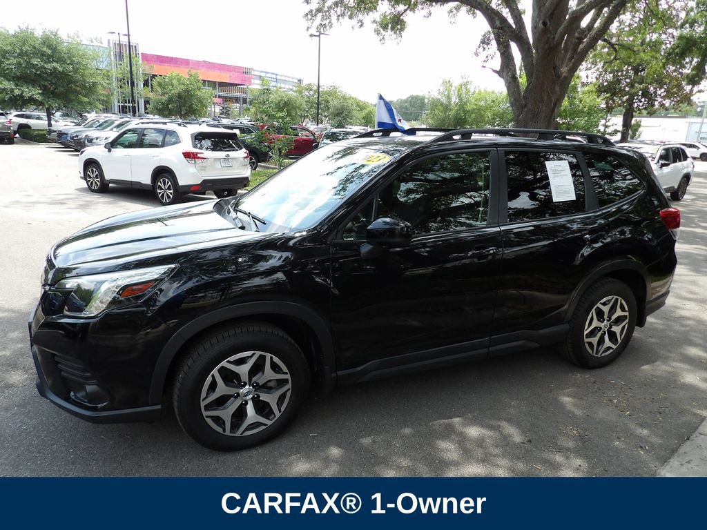 Used 2023 Subaru Forester Premium AWD/4WD image 4