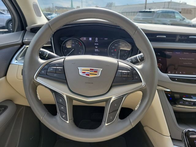 Certified 2022 Cadillac XT5 Premium Luxury w/ Technology Package image 10
