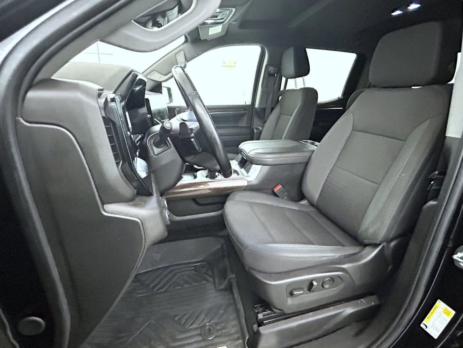 Used 2024 Chevrolet Silverado 1500 RST w/ All Star Edition Plus image 10