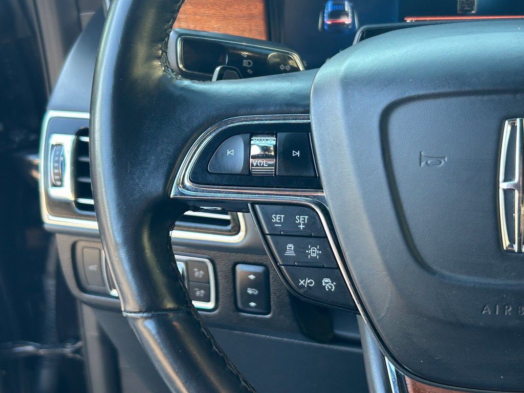 Used 2022 Lincoln Navigator L Black Label AWD/4WD image 37