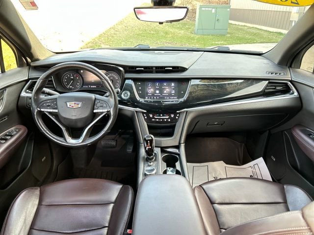 Used 2020 Cadillac XT6 Premium Luxury image 16