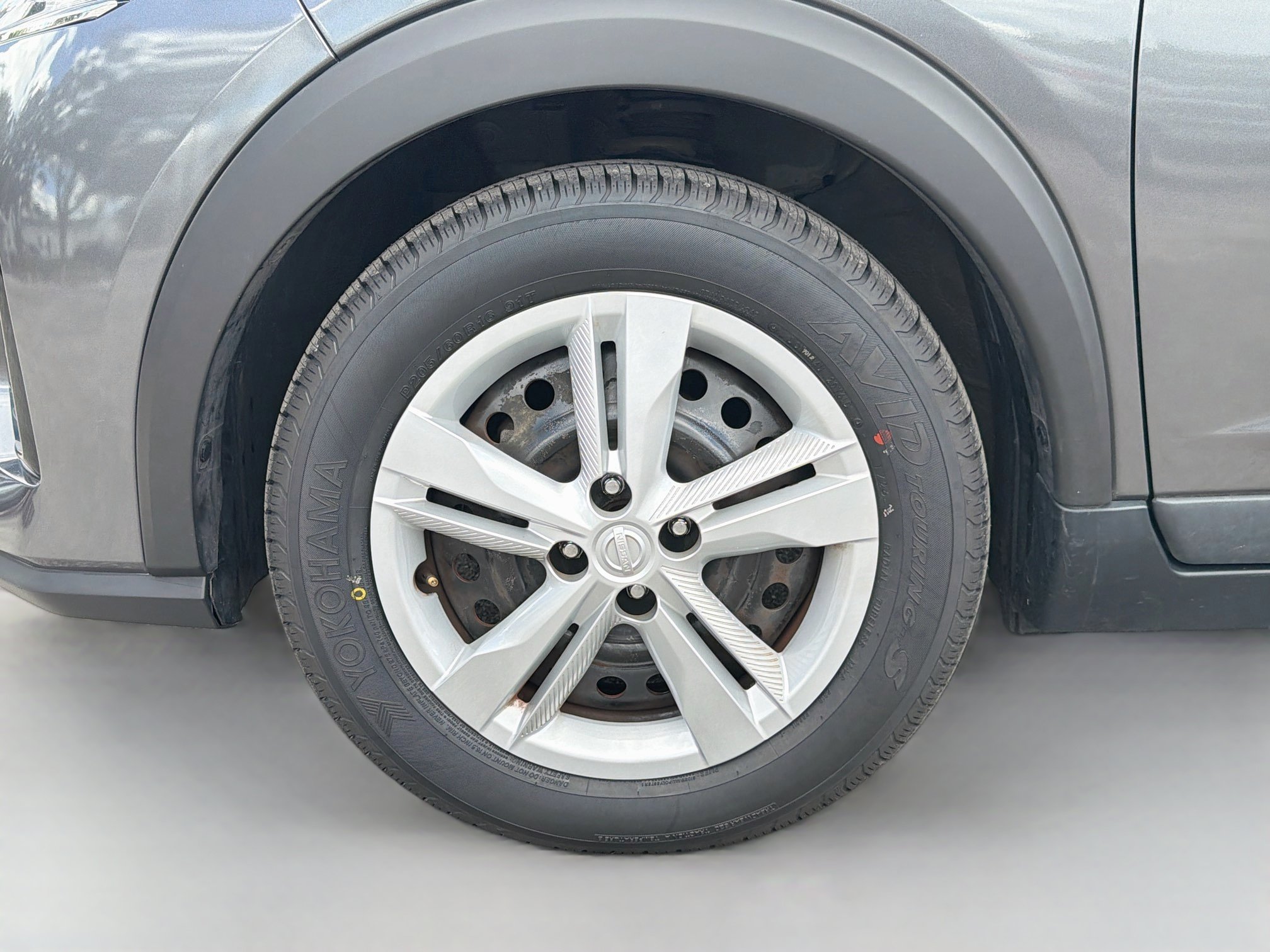 Used 2021 Nissan Kicks S FWD image 39