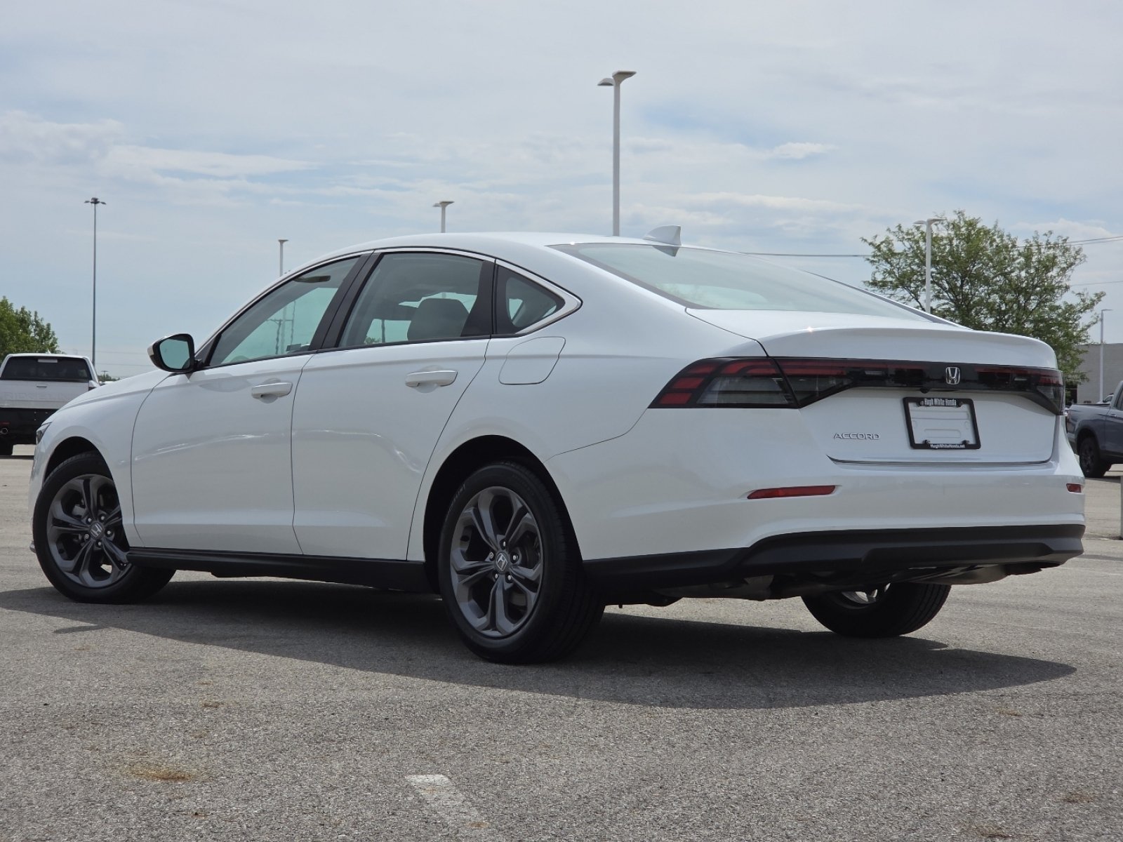 Used 2024 Honda Accord EX image 17