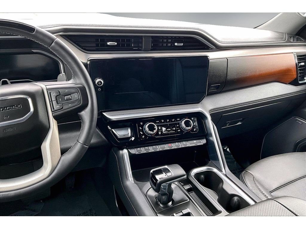 Used 2023 GMC Sierra 1500 Denali w/ Technology Package AWD/4WD image 10