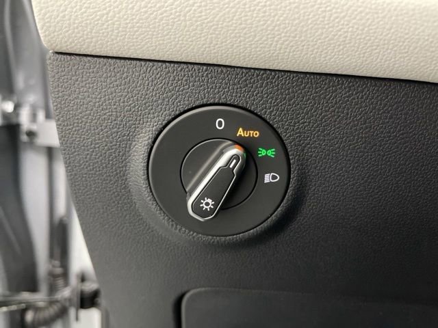 New 2026 Volkswagen Taos SEL AWD/4WD image 20