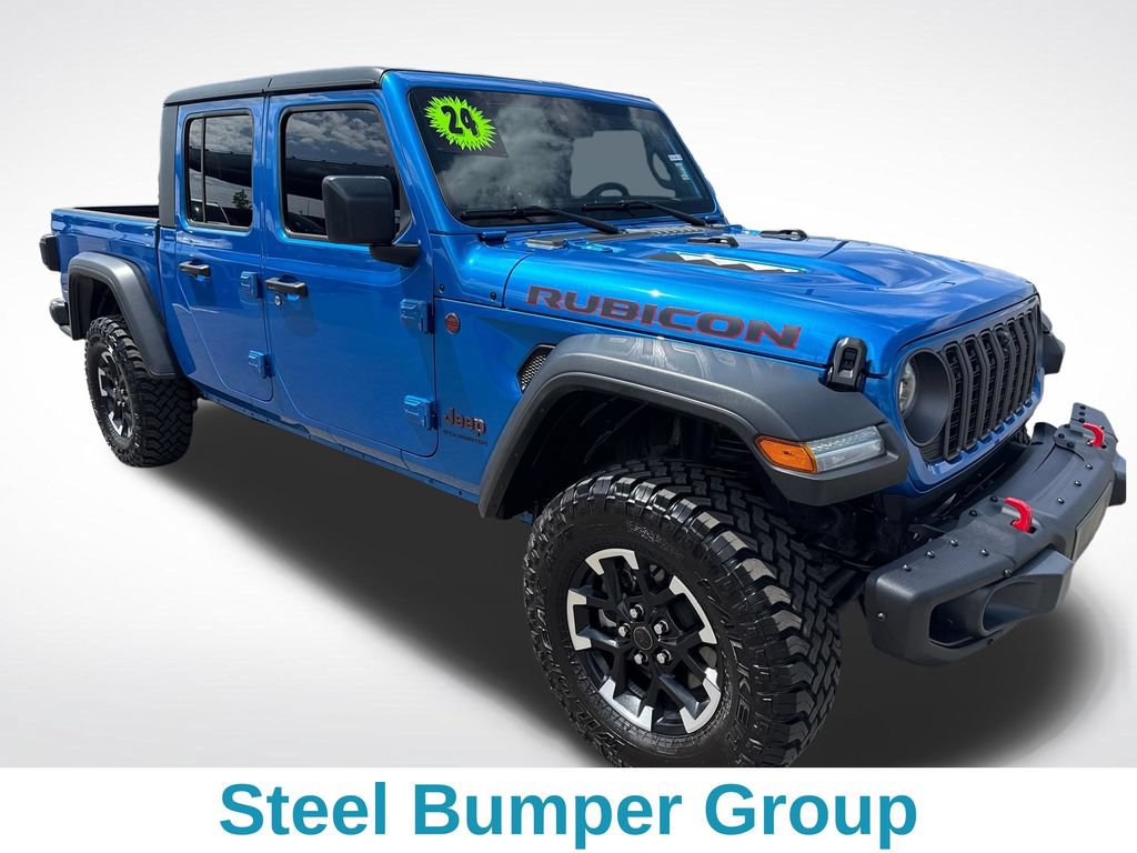 Used 2024 Jeep Gladiator Rubicon w/ Technology Group AWD/4WD image 9