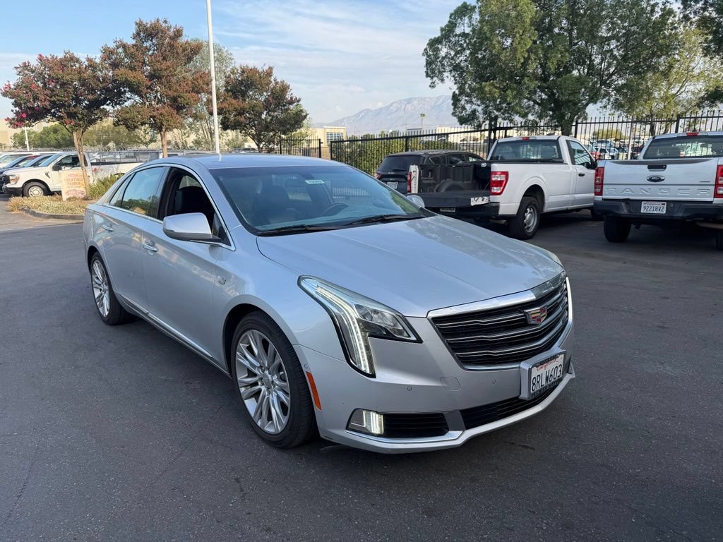 Used 2019 Cadillac XTS Luxury FWD image 2