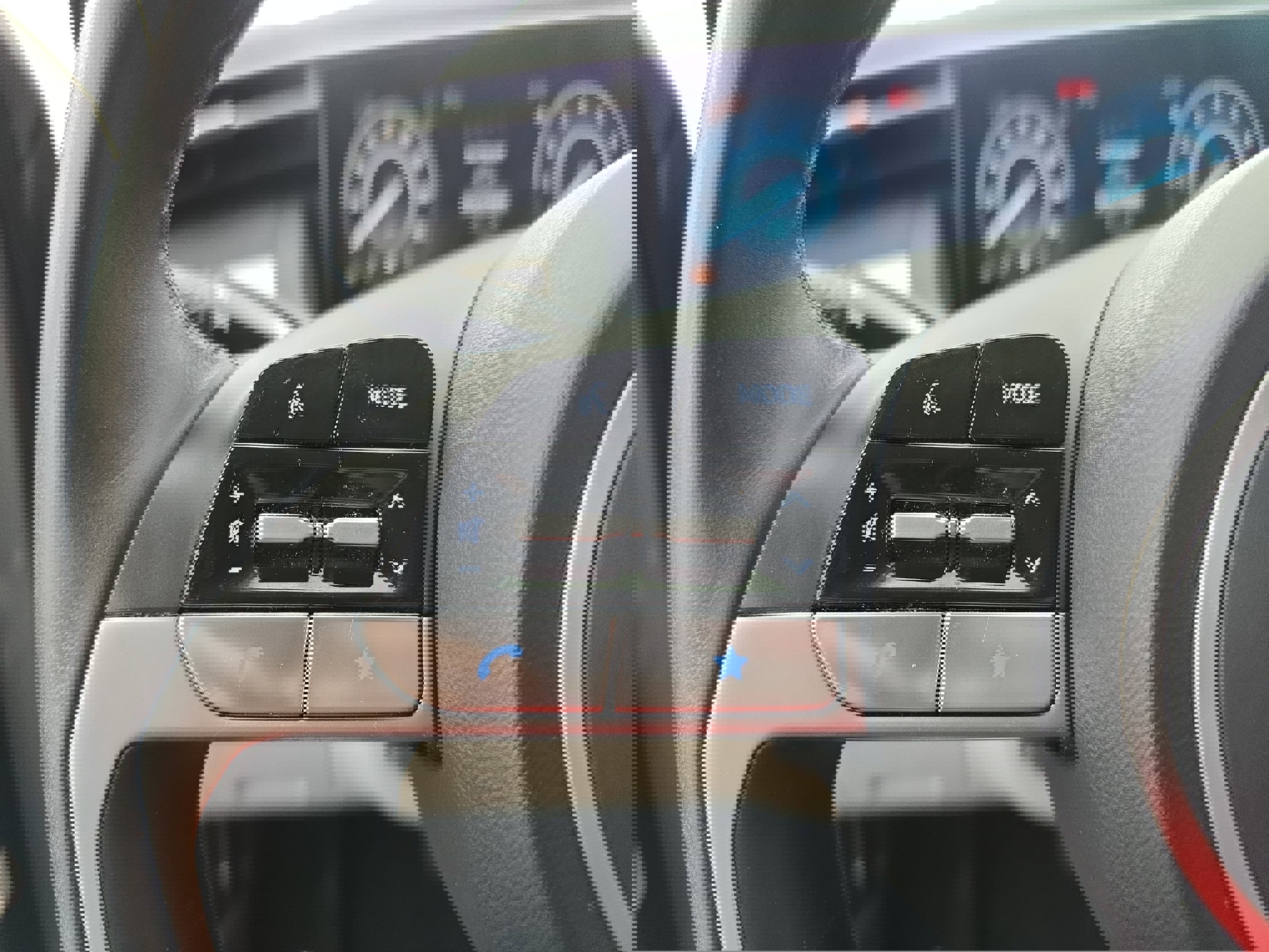 Used 2024 Hyundai Tucson SEL w/ Convenience Package image 17