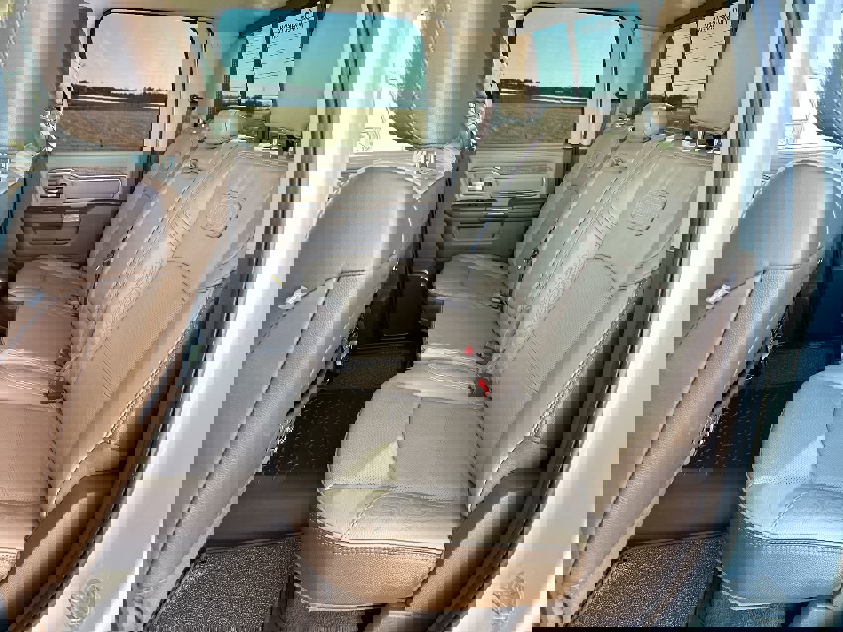 Used 2024 RAM 3500 Limited image 21