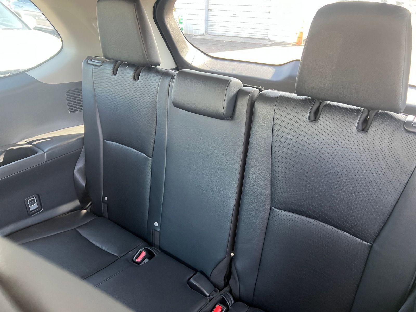 Used 2025 Toyota Grand Highlander FWD image 17