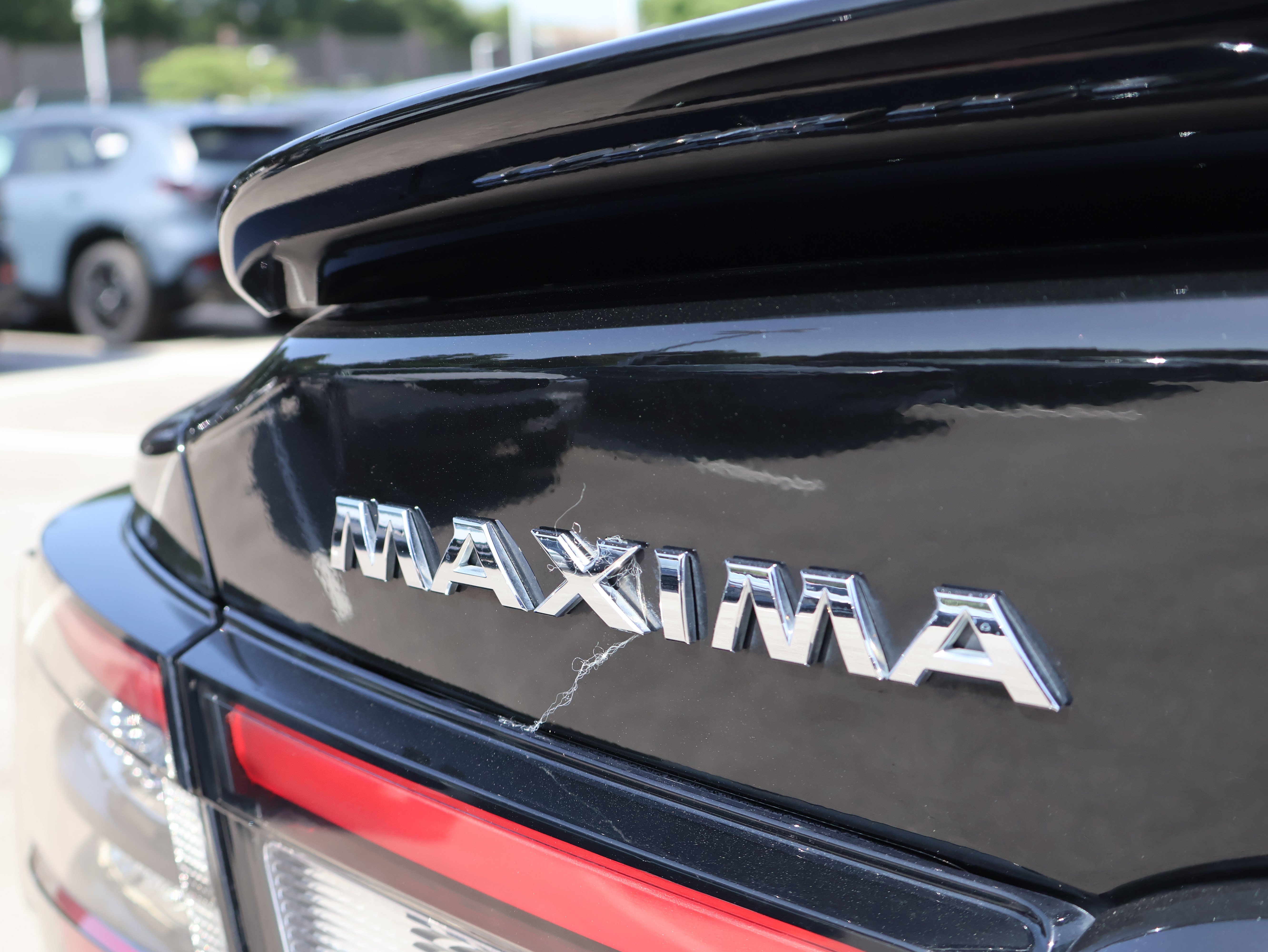 Used 2022 Nissan Maxima SR w/ Sport Mat Group FWD image 16