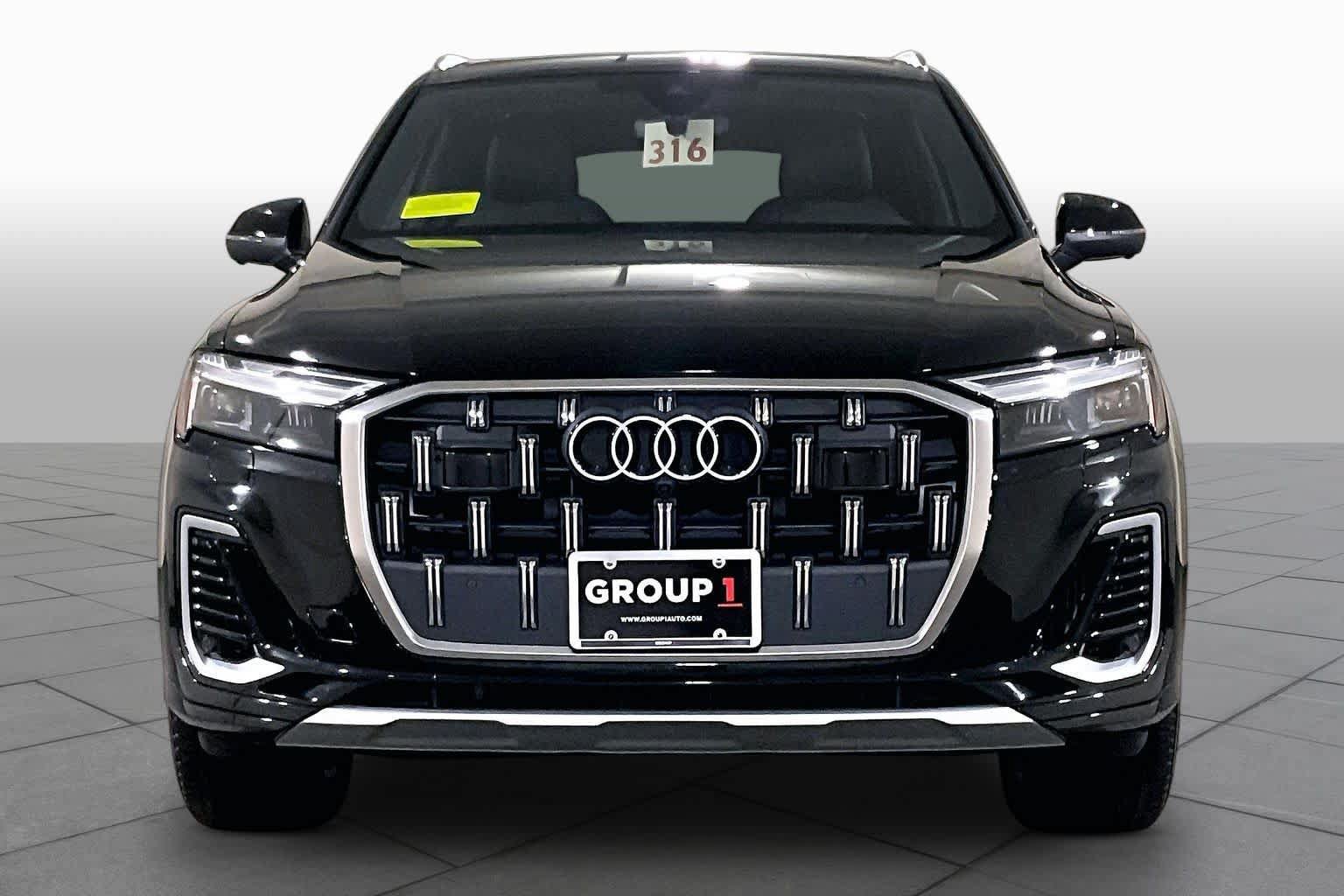Used 2025 Audi Q7 3.0T Premium Plus AWD/4WD image 3