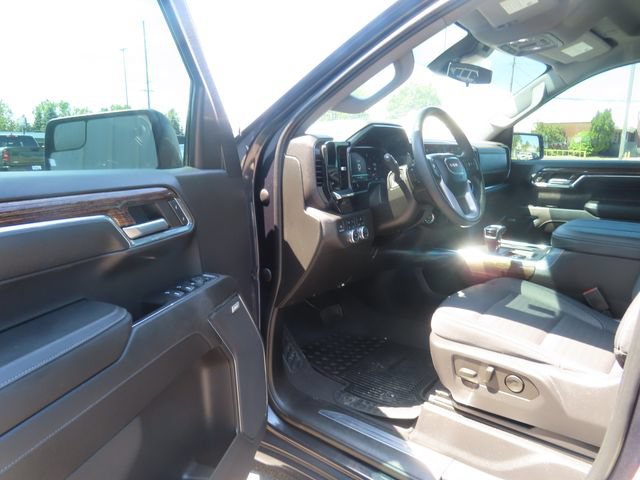 Used 2024 GMC Sierra 1500 Elevation w/ Preferred Package AWD/4WD image 19