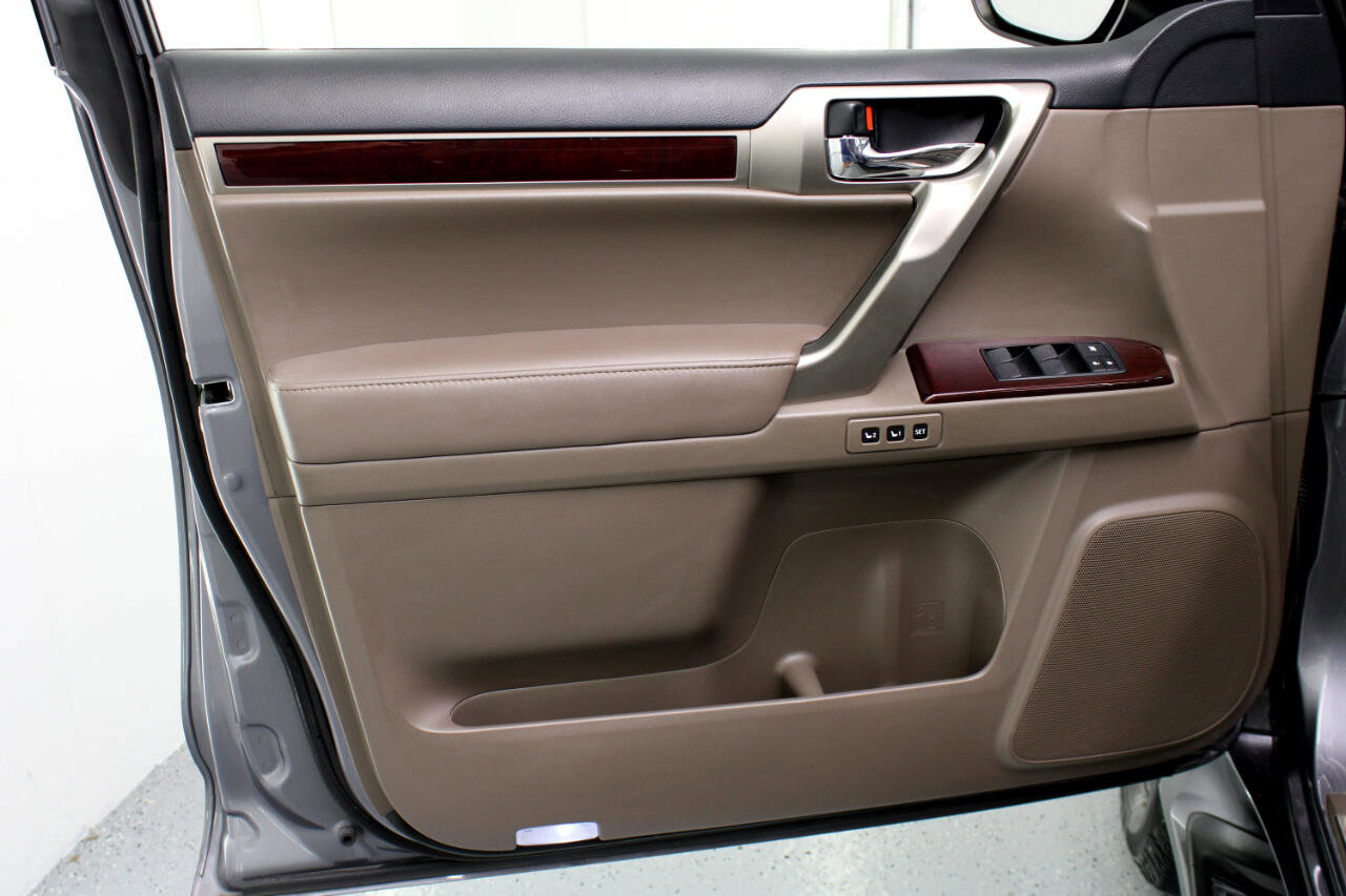 Used 2017 Lexus GX 460 Premium image 36