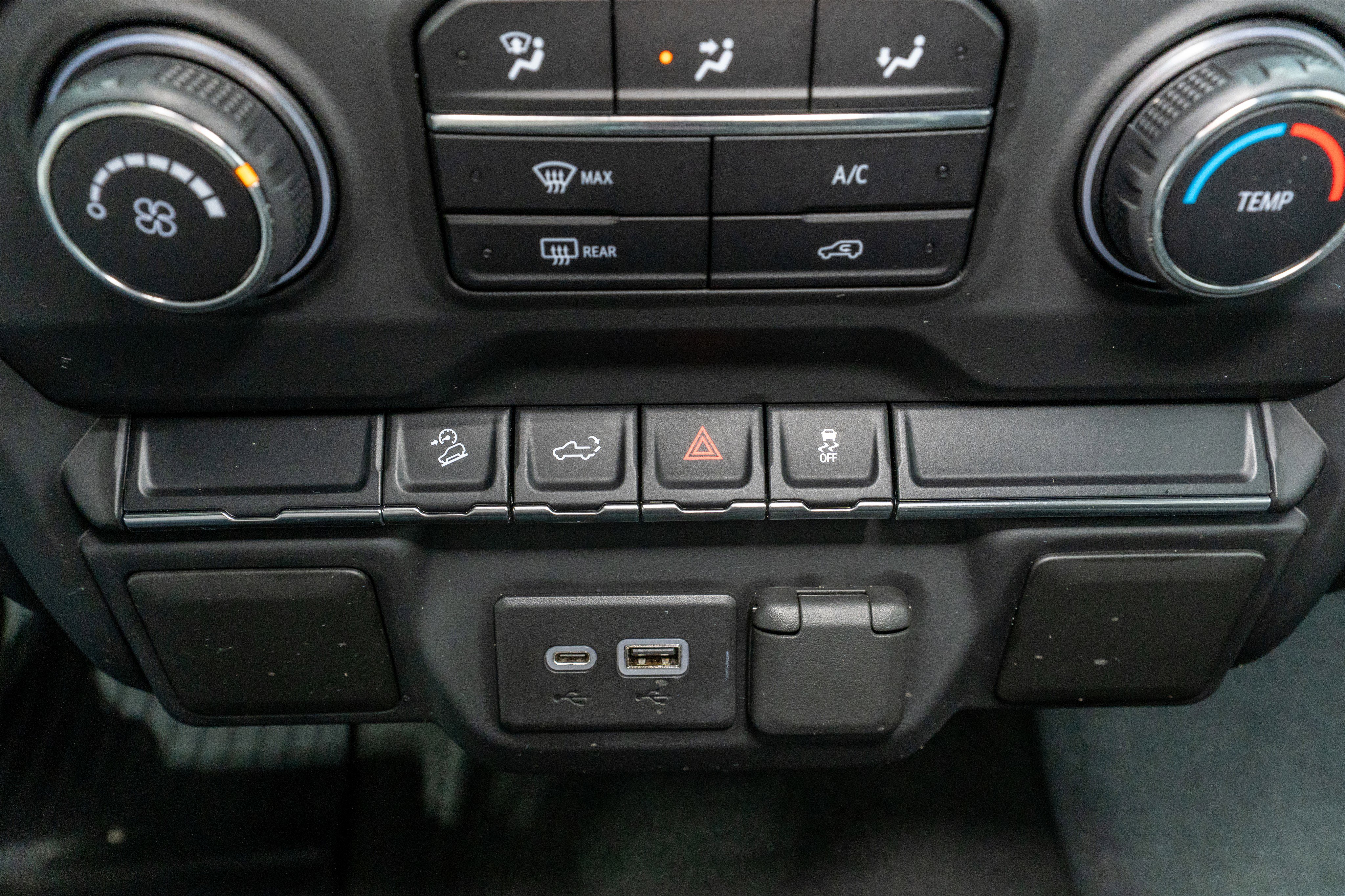 Used 2021 Chevrolet Silverado 1500 Custom Trail Boss image 18