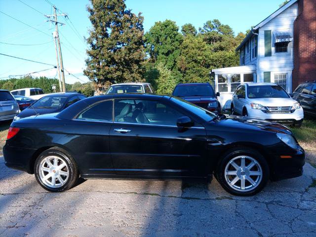 Used 2008 Chrysler Sebring Limited w/ Luxury Group FWD image 8