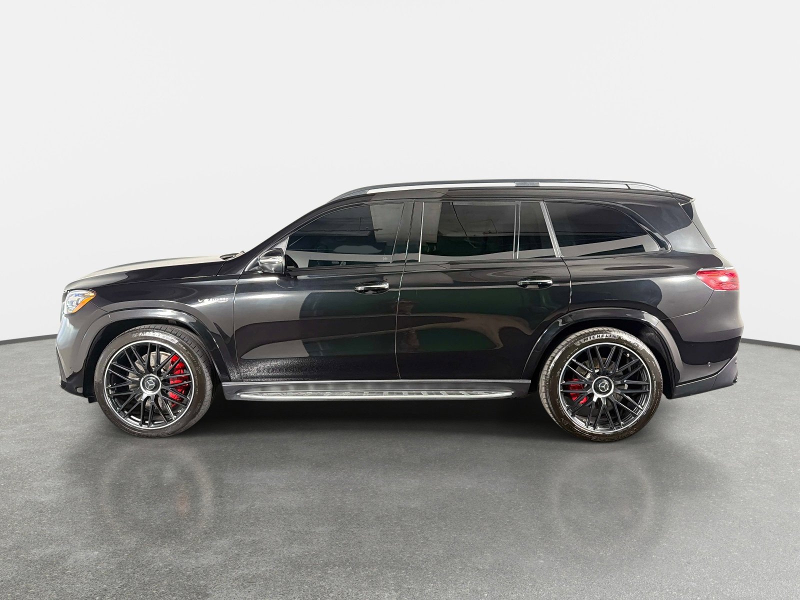 Used 2024 Mercedes-Benz GLS 63 AMG 4MATIC image 6