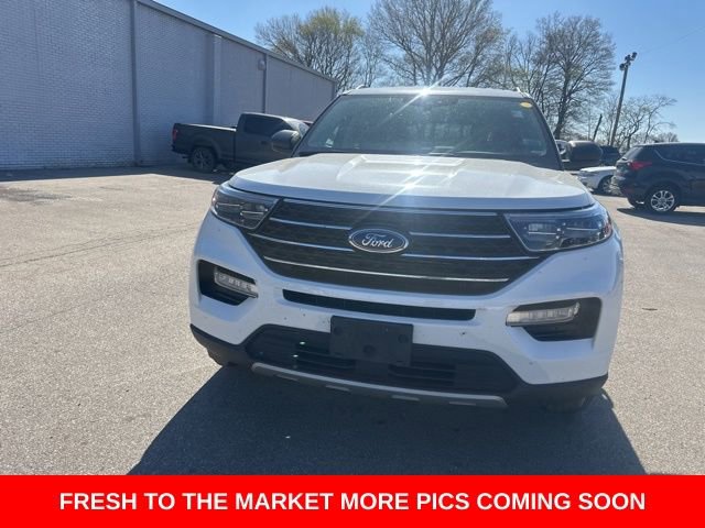 Used 2021 Ford Explorer XLT w/ Equipment Group 202A image 3