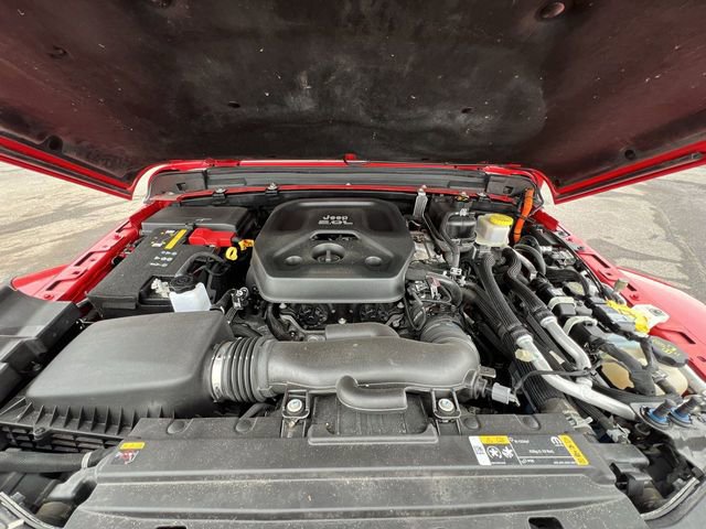 Used 2021 Jeep Wrangler Unlimited Sahara w/ Cold Weather Group image 13