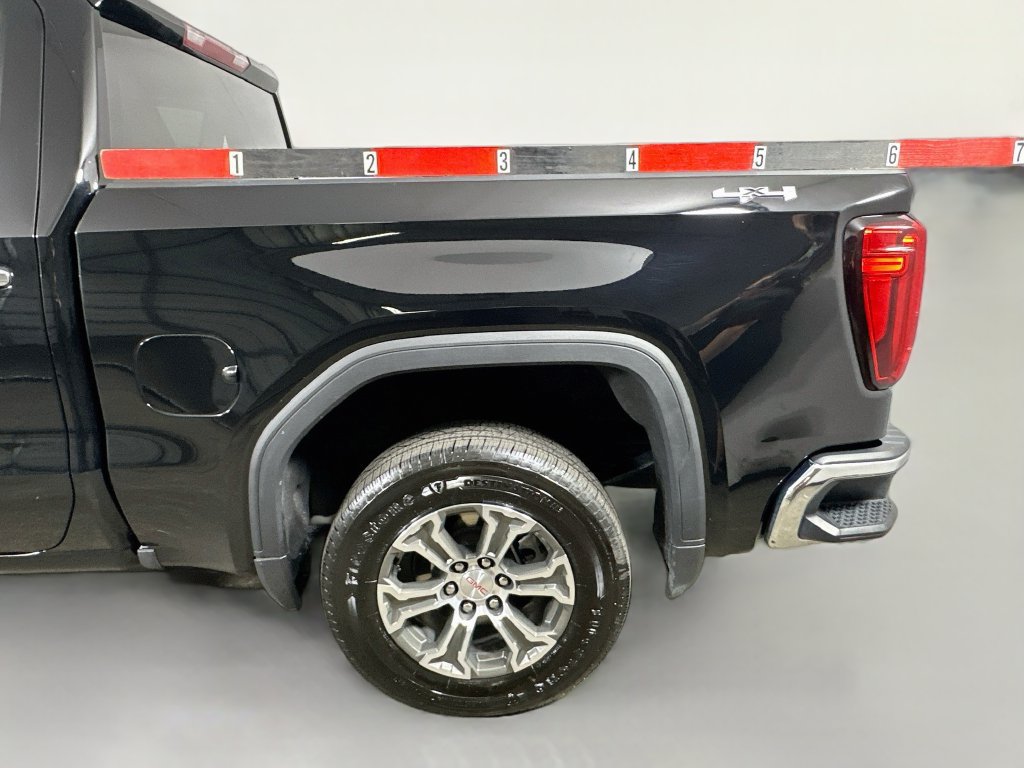 Used 2025 GMC Sierra 1500 SLT AWD/4WD image 33