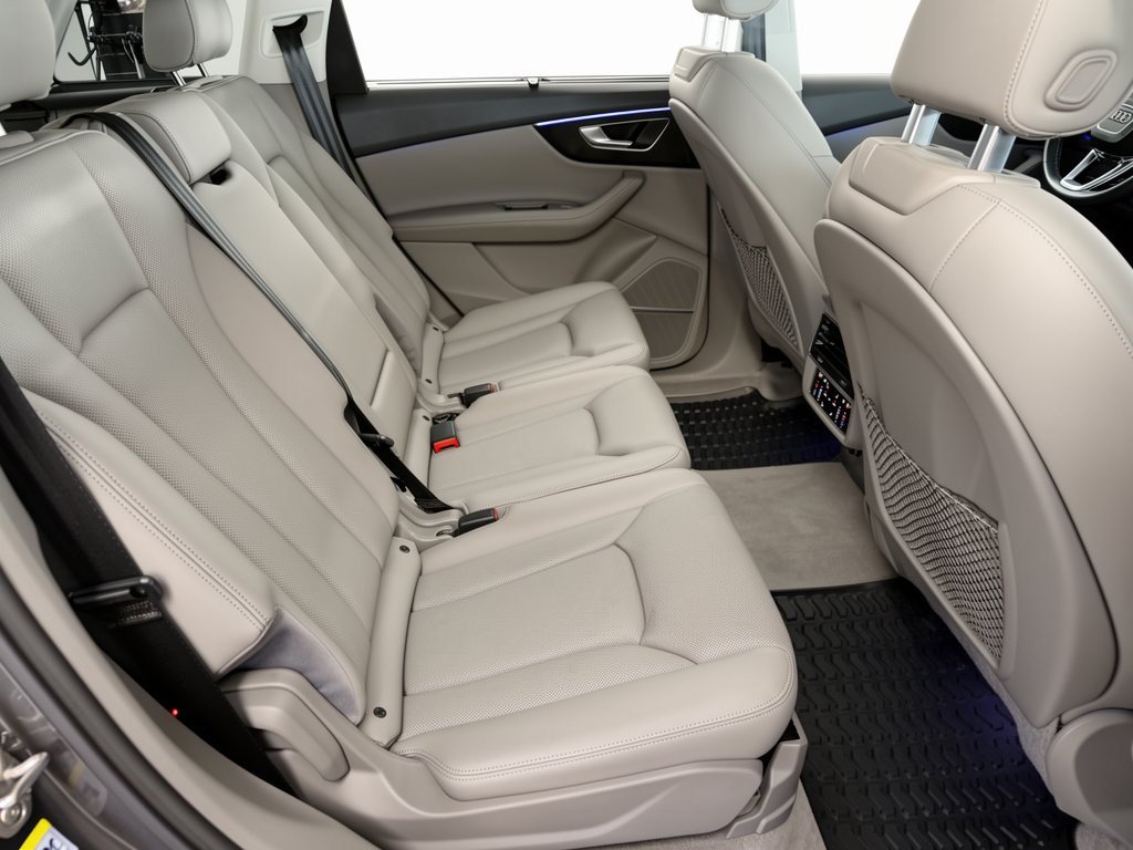 Certified 2023 Audi Q7 2.0T Premium Plus w/ Premium Plus Package AWD/4WD image 29