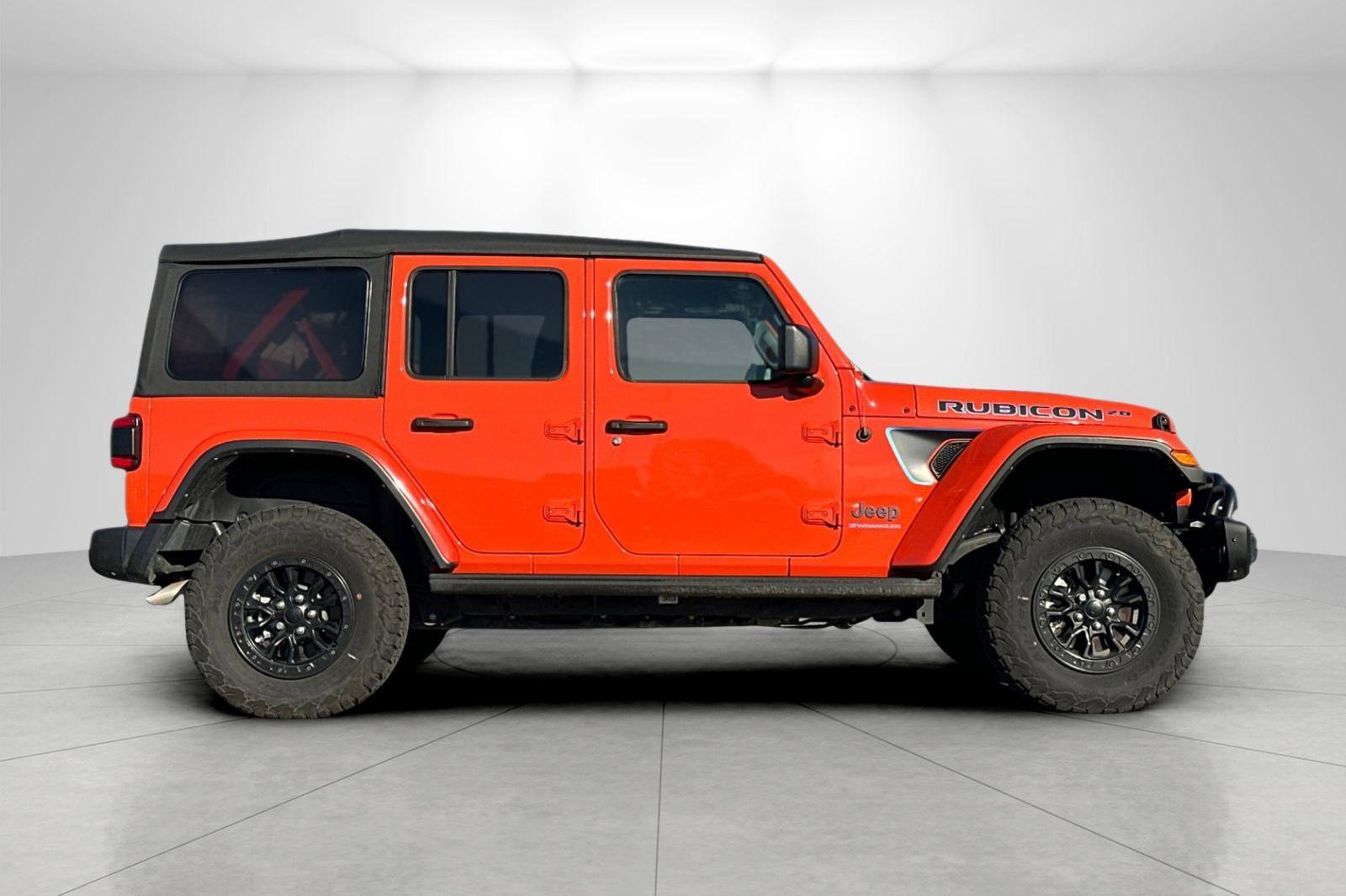 Used 2023 Jeep Wrangler Unlimited Rubicon 4xe image 2