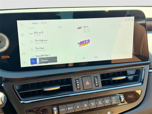 New 2025 Lexus ES 350 w/ Premium Package image 32