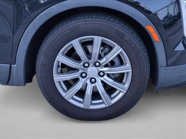 Used 2021 Cadillac XT4 Premium Luxury w/ Driver Awareness Package FWD image 5