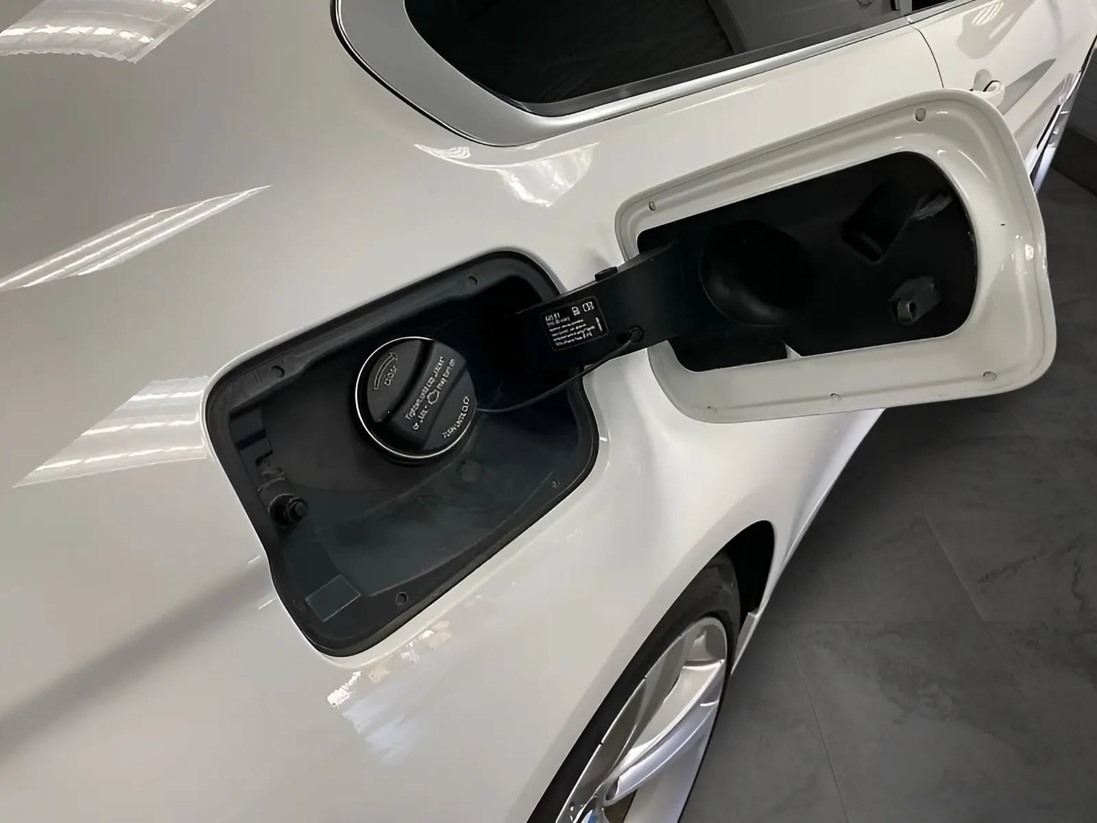 Used 2017 BMW 430i Coupe RWD image 27