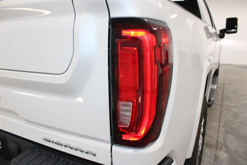 Used 2020 GMC Sierra 2500 Denali w/ Denali Ultimate Package AWD/4WD image 31