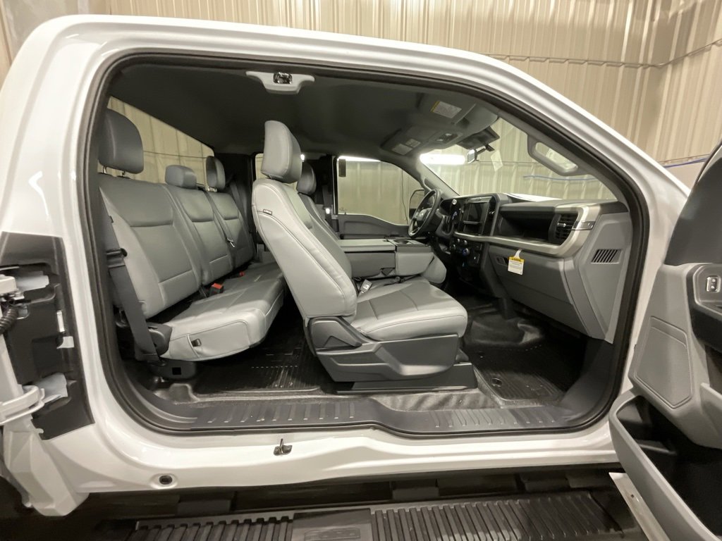 New 2026 Ford F350 XL w/ XL Chrome Package image 13