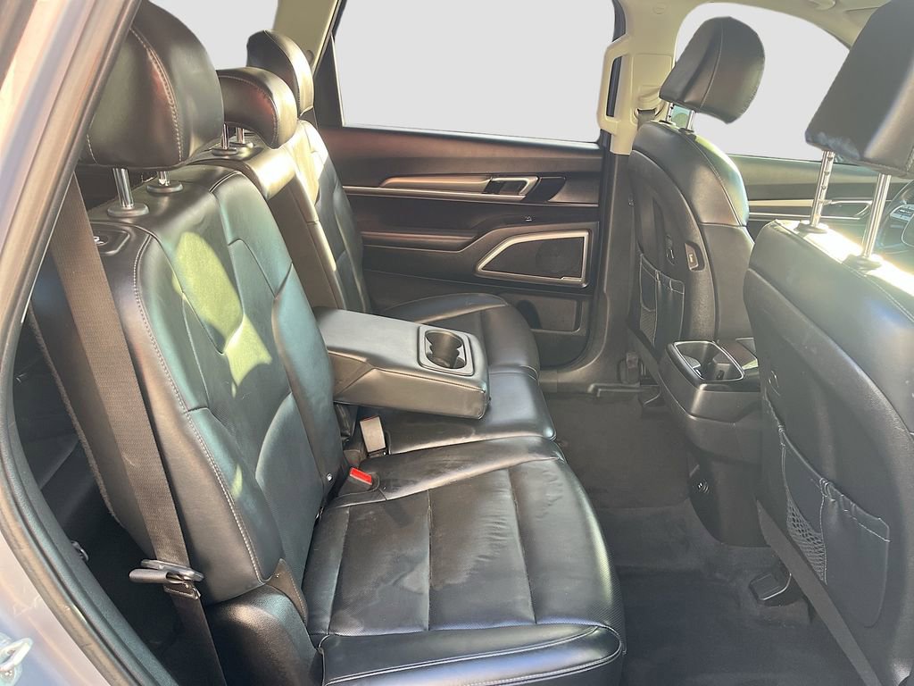 Used 2022 Kia Telluride LX image 28