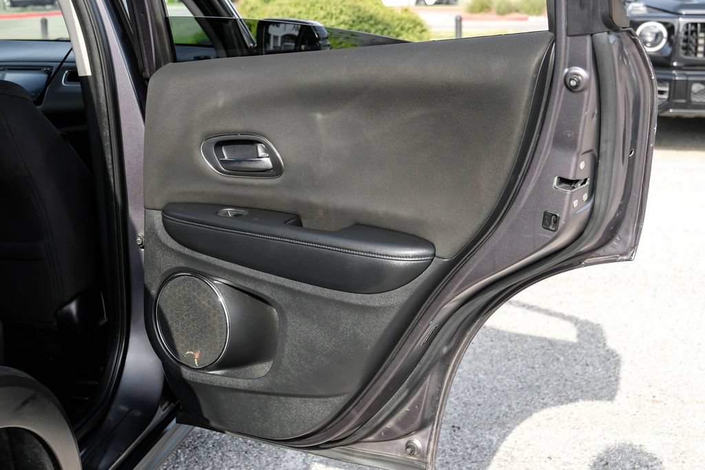 Used 2018 Honda HR-V EX image 50