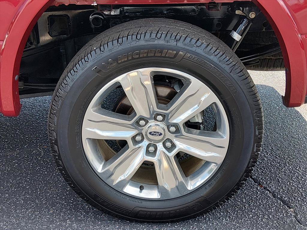 Used 2018 Ford F150 Platinum w/ Equipment Group 701A Luxury AWD/4WD image 16