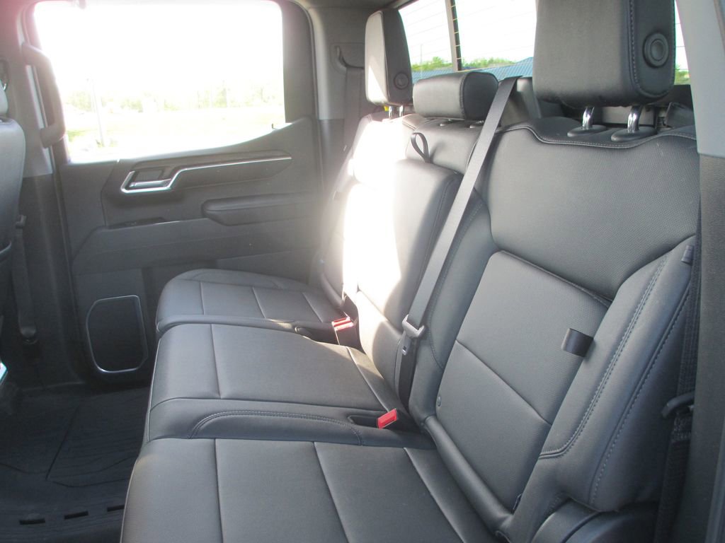 Used 2026 GMC Sierra 1500 SLT w/ SLT Premium Plus Package AWD/4WD image 22