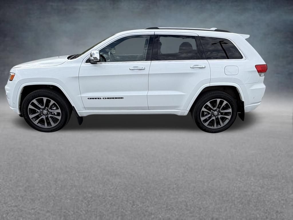Used 2017 Jeep Grand Cherokee Overland w/ Jeep Active Safety Group AWD/4WD image 2