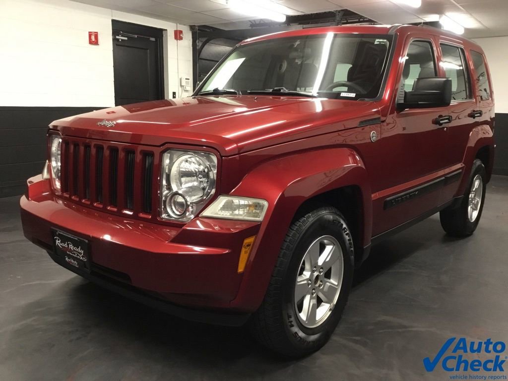 Used 2011 Jeep Liberty Sport image 5