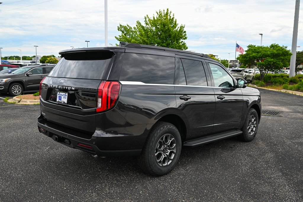 New 2026 Ford Expedition Active AWD/4WD image 5