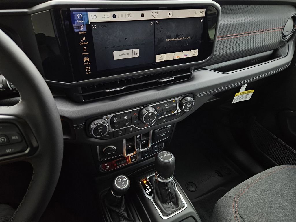 New 2026 Jeep Gladiator Rubicon AWD/4WD image 17