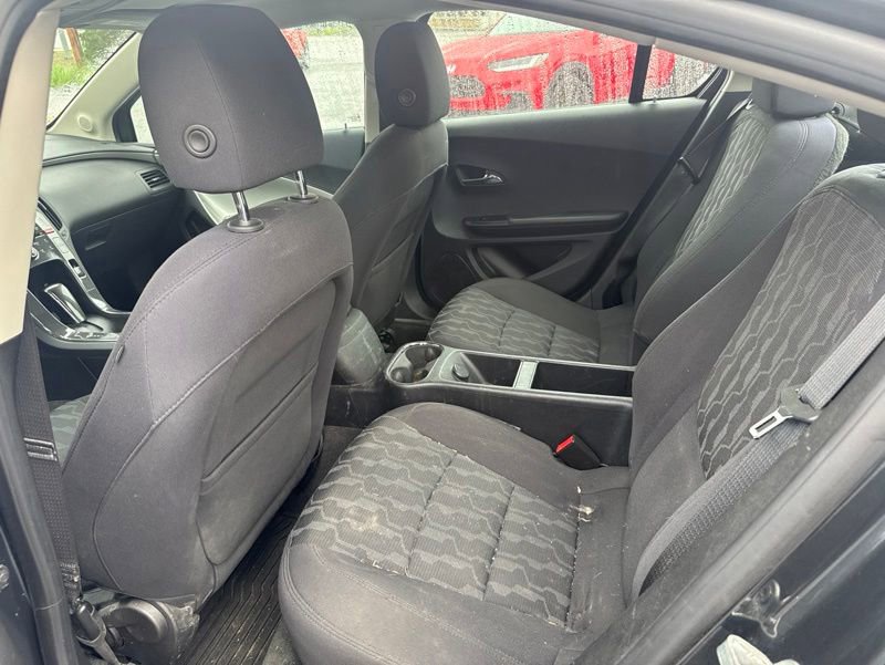 Used 2014 Chevrolet Volt FWD image 11