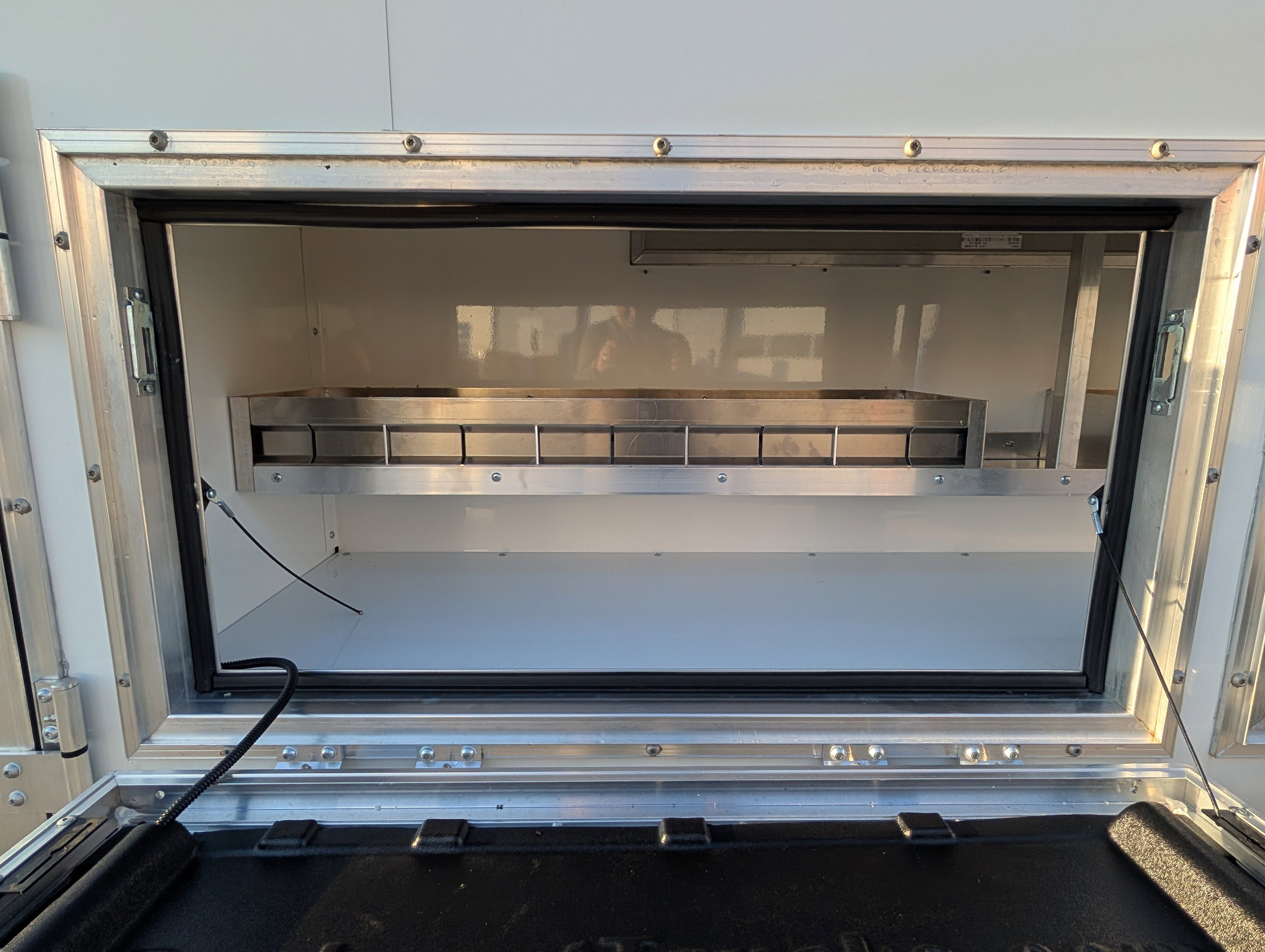 New 2026 Ford E-450 and Econoline 450 Super Duty w/ Power Equipment Group RWD image 17