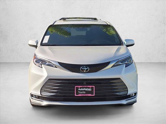 New 2026 Toyota Sienna Platinum AWD/4WD image 6
